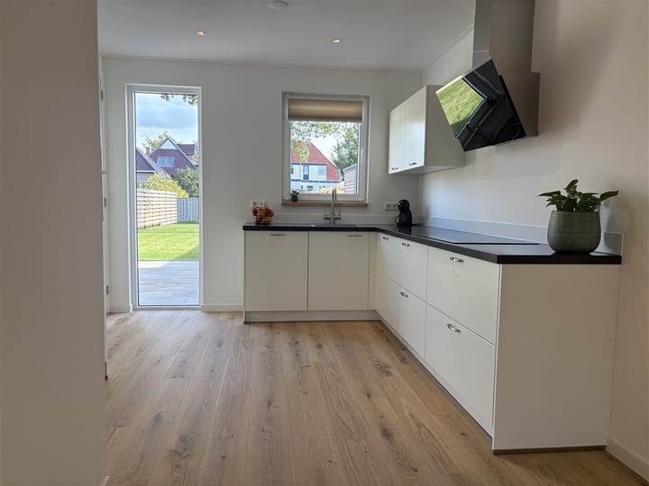 Foto 12 van Sportterreinstraat 176