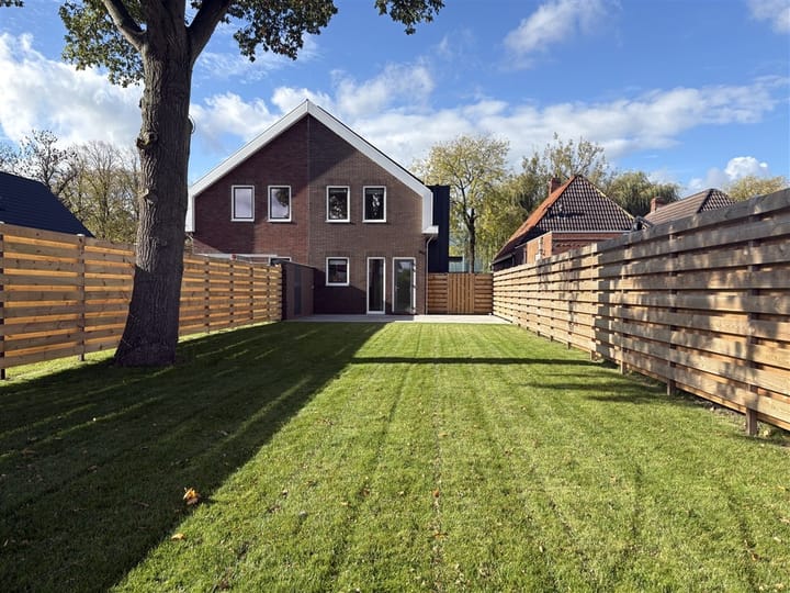 Foto 28 van Sportterreinstraat 176