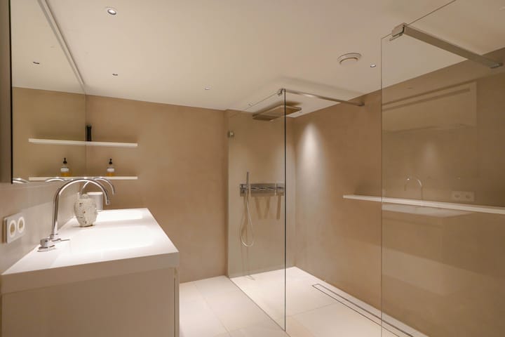 Foto 27 van Raamweg 14