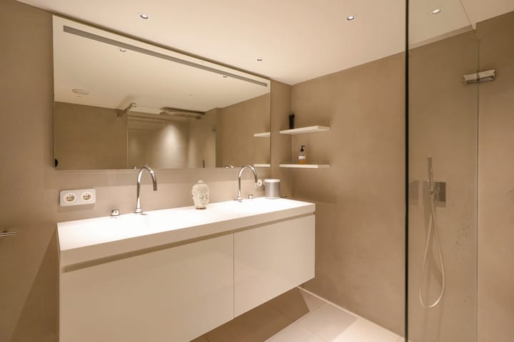 Foto 29 van Raamweg 14