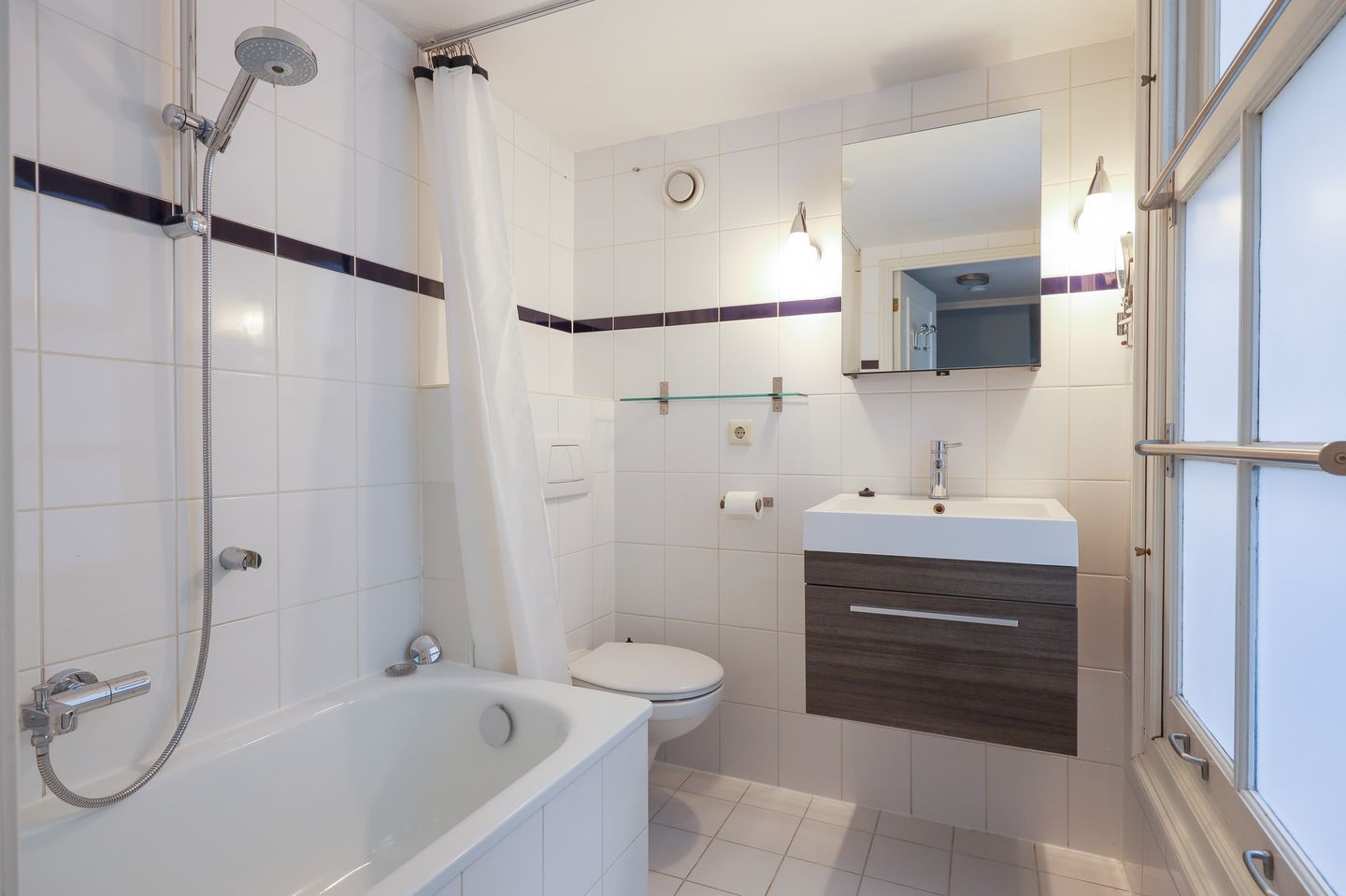 Photo 20 of Prinsenstraat 12-A