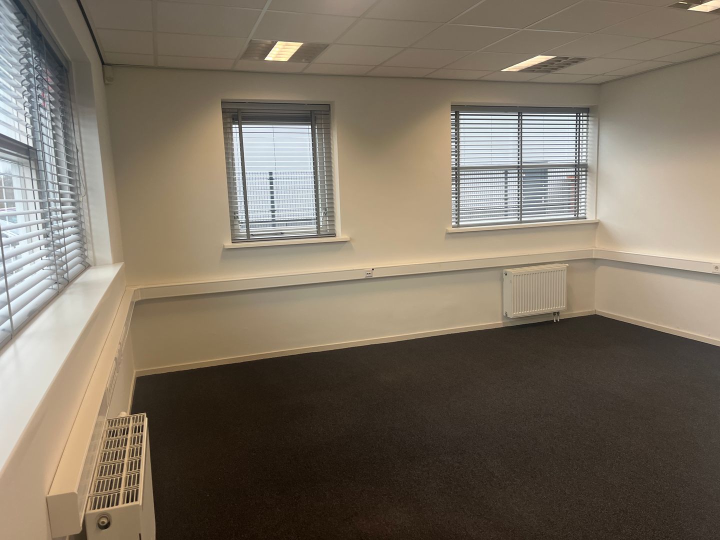 View photo 3 of Vossenkamp 7-d