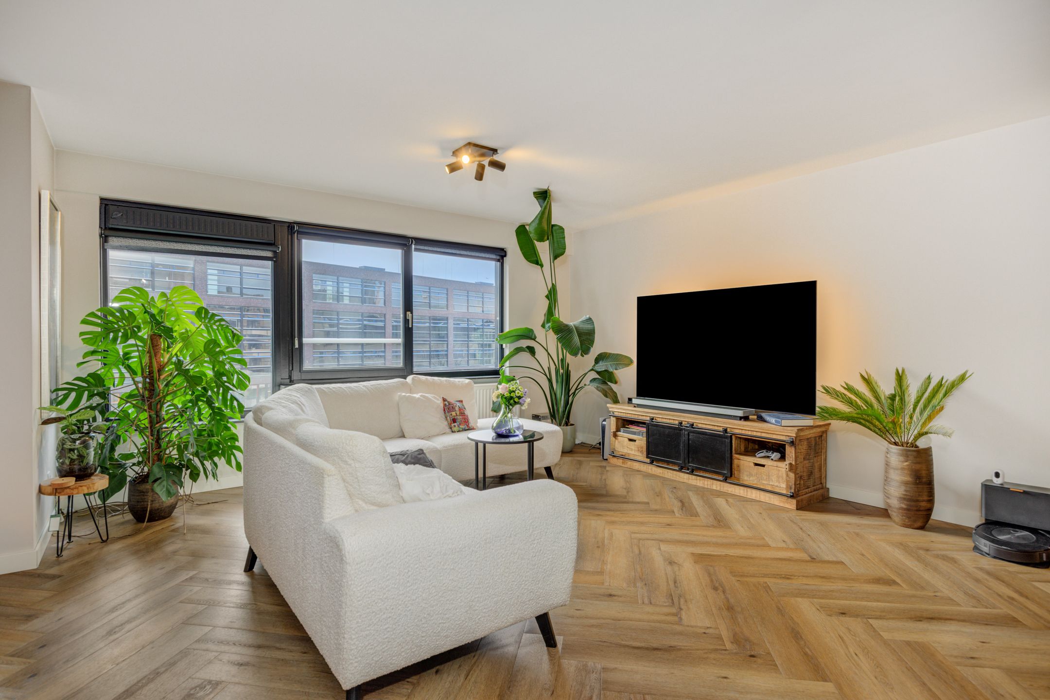 Foto 18 van Mignot en De Blockplein 66