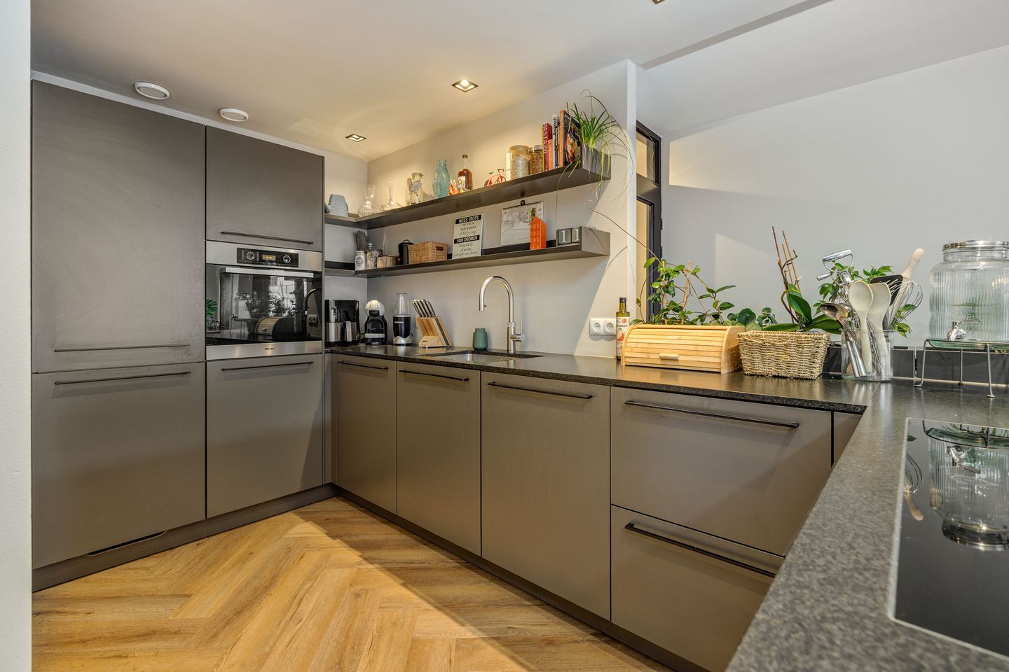 Foto 25 van Mignot en De Blockplein 66