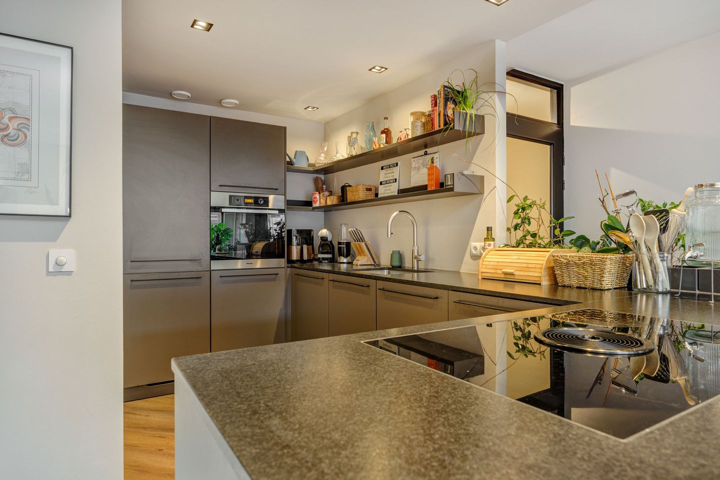 Foto 4 van Mignot en De Blockplein 66