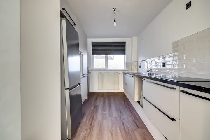 Photo 4 of Schaduwgras 77