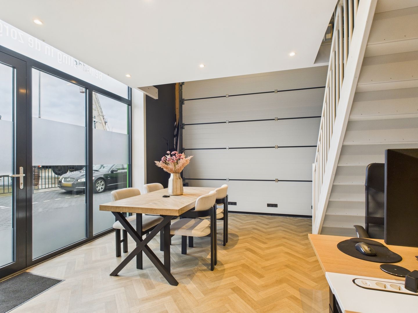 Bekijk foto 5 van Argon 14-E1