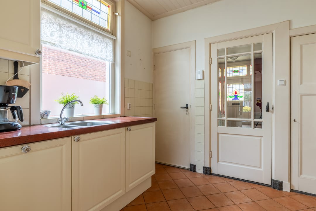 Foto 16 van Twekkelerweg 168