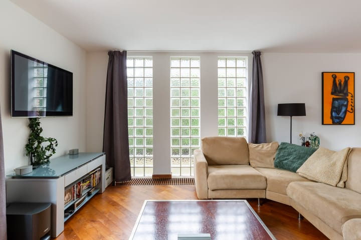 Foto 13 van Livius 8