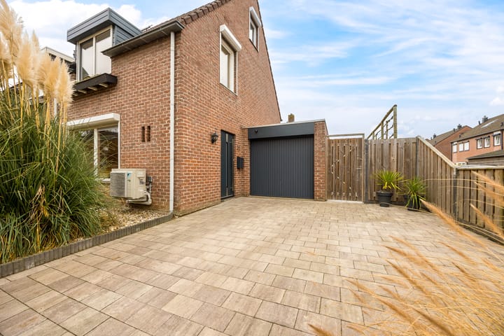 Foto 4 van Valeriaanstraat 33