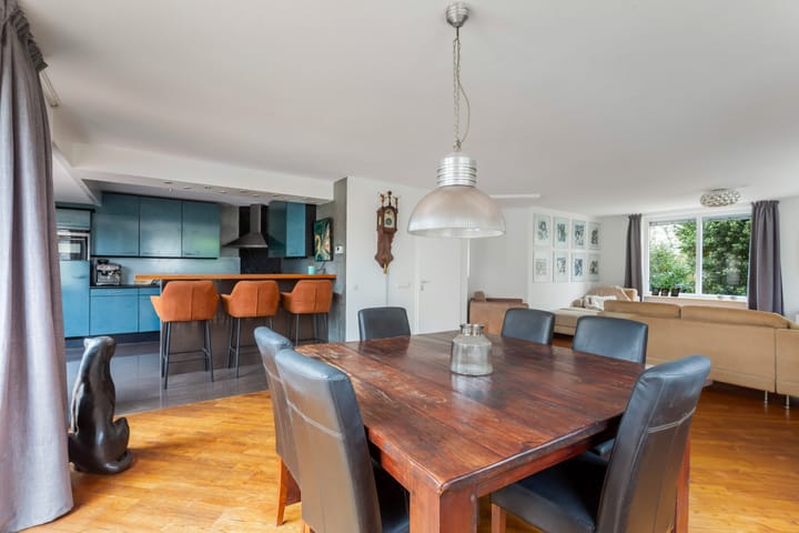 Foto 18 van Livius 8