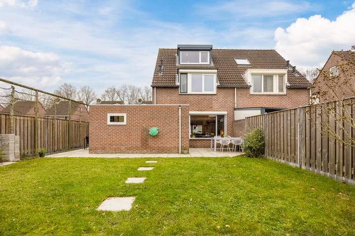 Foto 32 van Valeriaanstraat 33