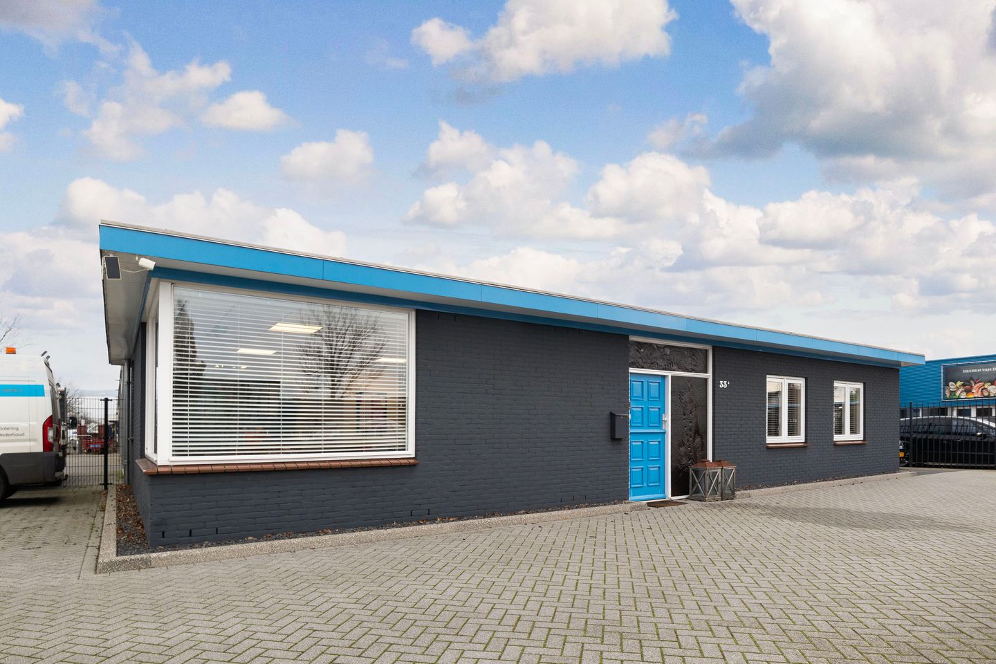 View photo 2 of De Smalle Zijde 33-A