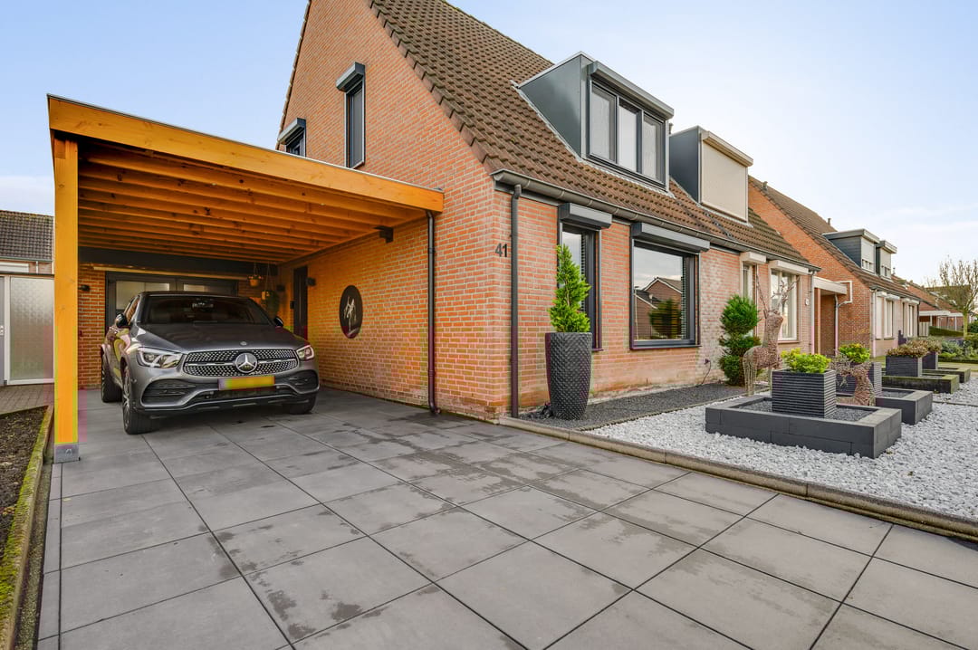 Photo 2 of Hinkert 41