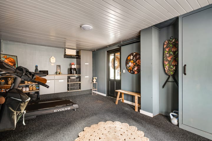 Photo 23 of Hinkert 41