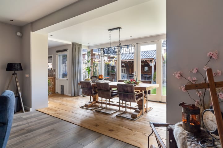 Foto 25 van Mottoen 74