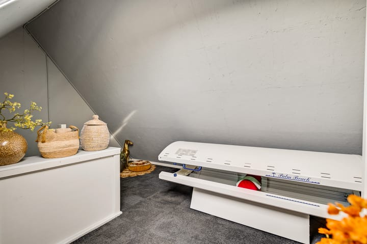 Photo 40 of Hinkert 41