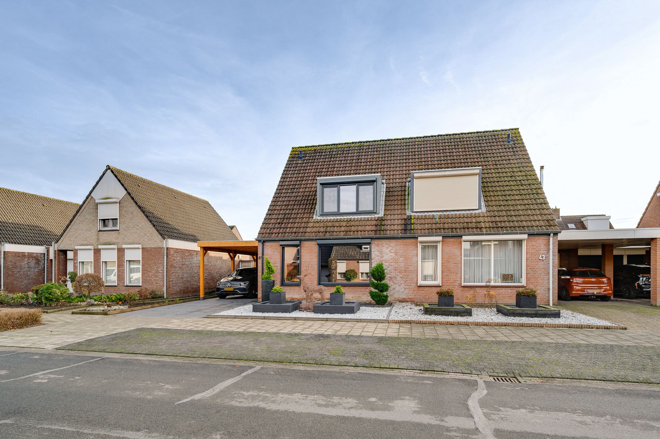 Photo 42 of Hinkert 41