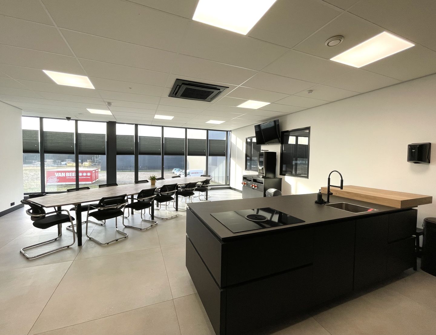 View photo 4 of Braillestraat 15