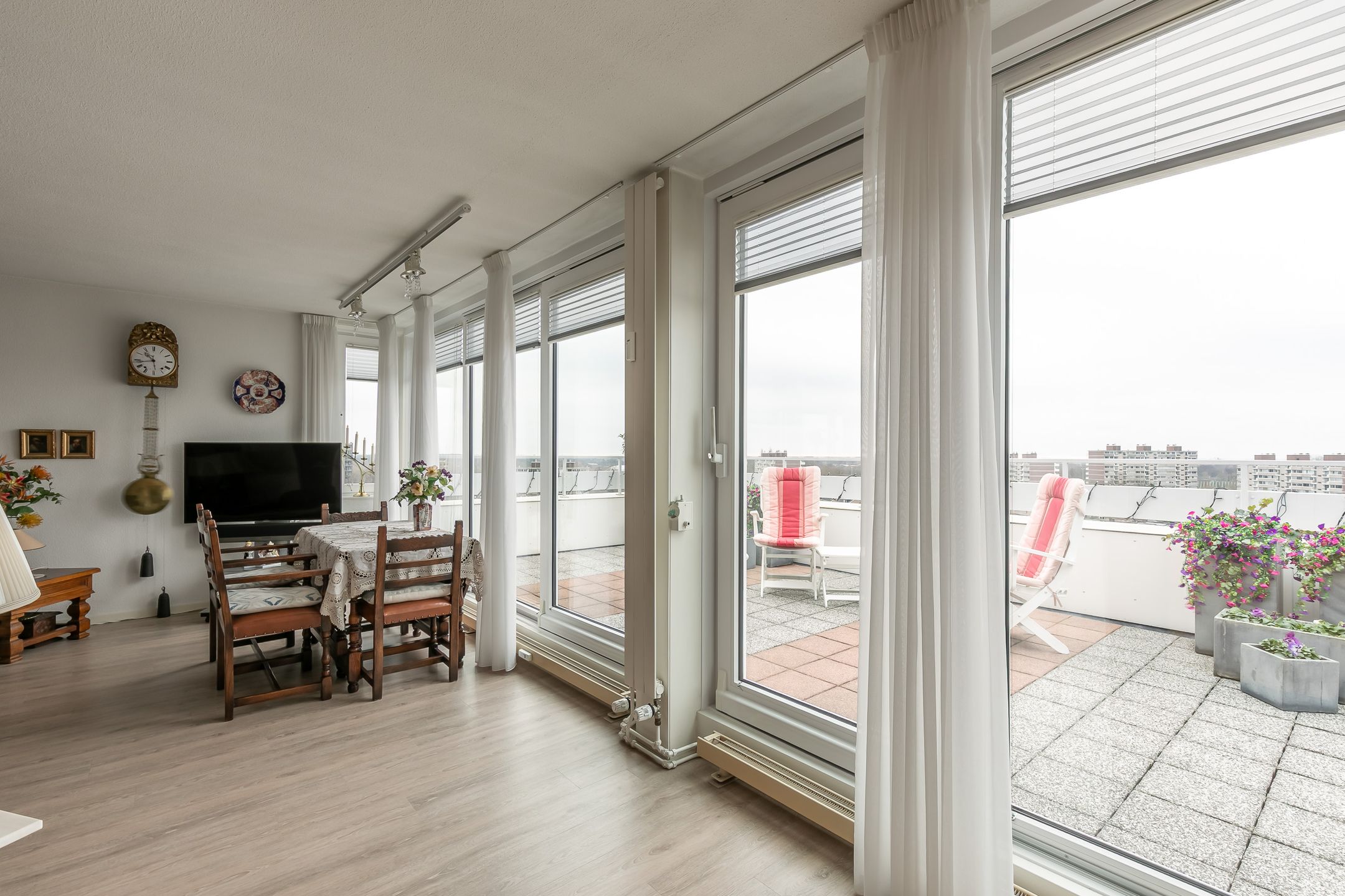 Foto 15 van Schuilenburgerweg 52