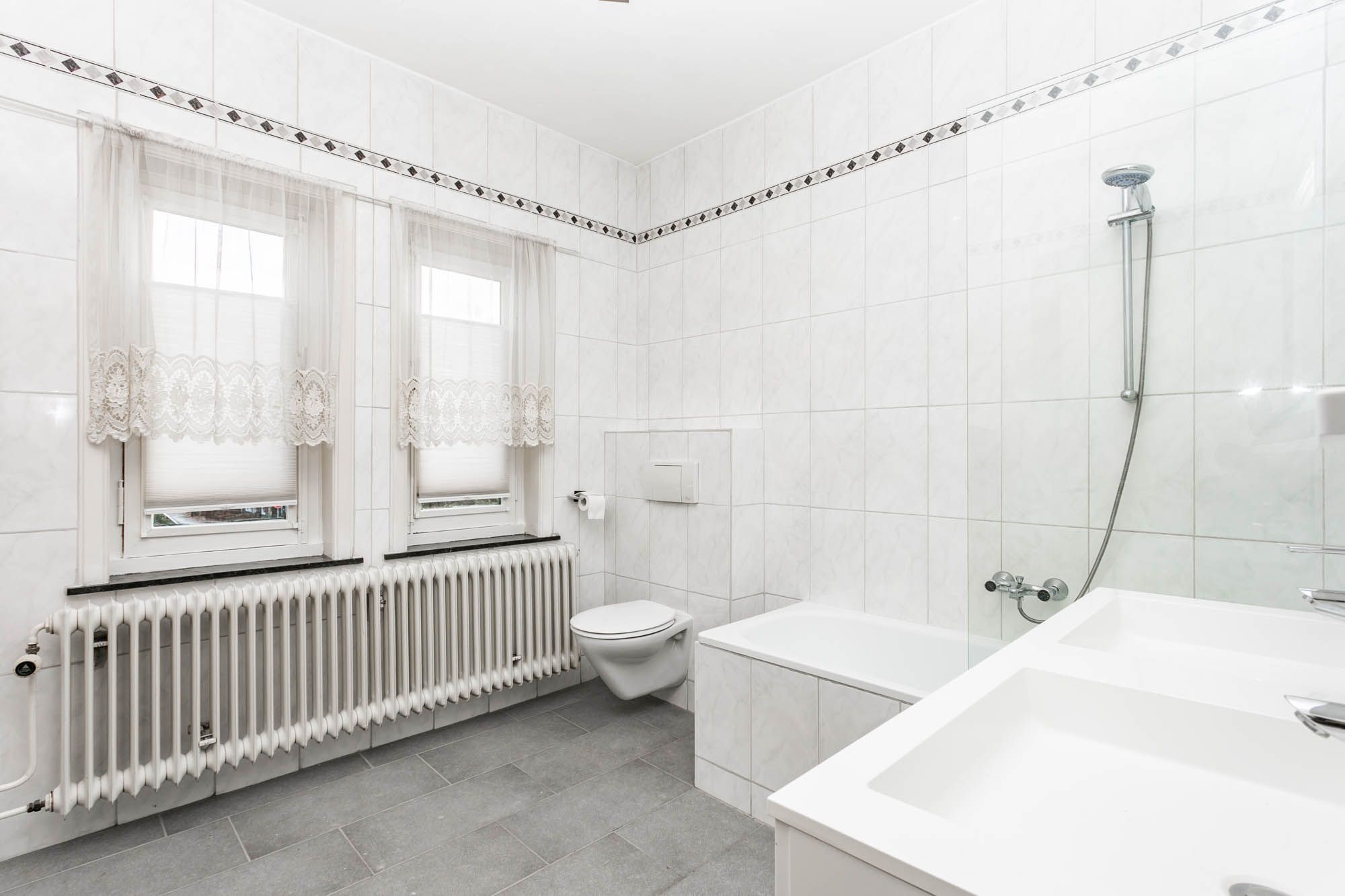 Foto 21 van Aalbekerweg 15