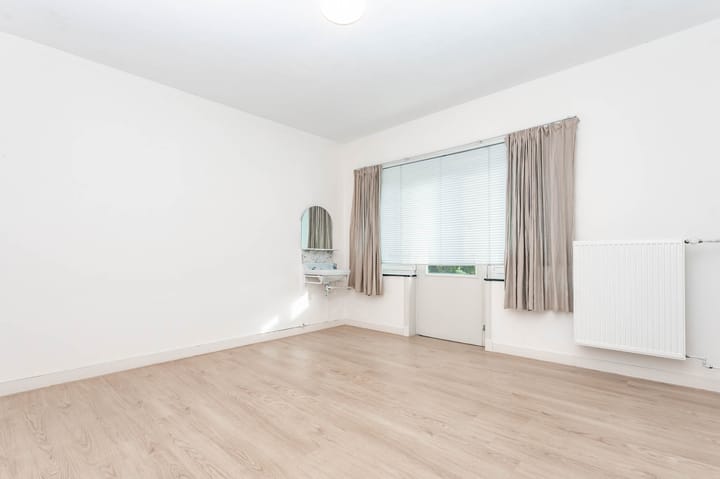 Foto 24 van Aalbekerweg 15