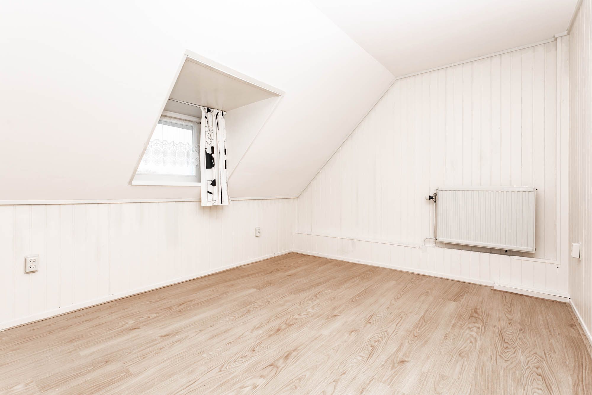 Foto 27 van Aalbekerweg 15