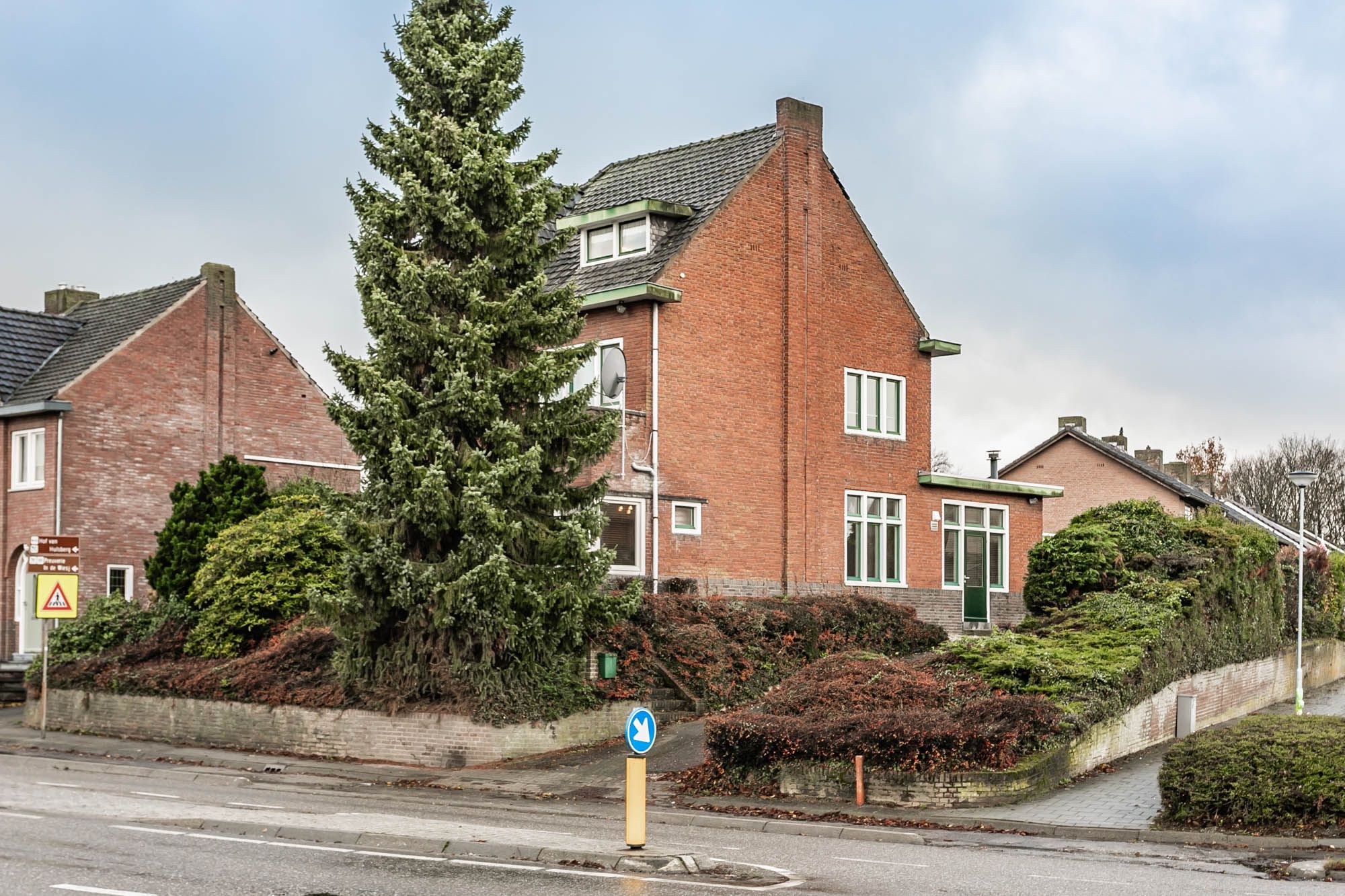 Foto 45 van Aalbekerweg 15