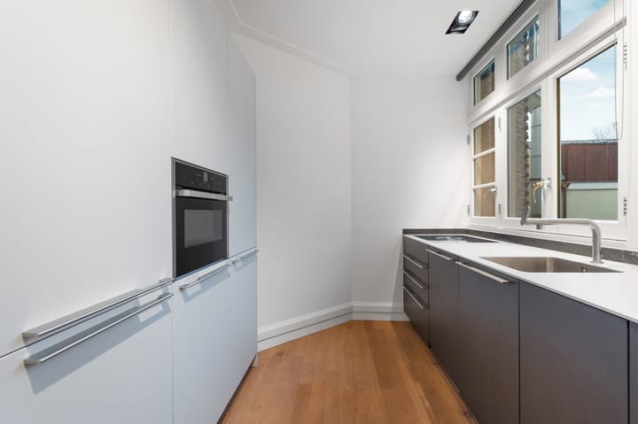 Photo 13 of Vijzelstraat 26-3