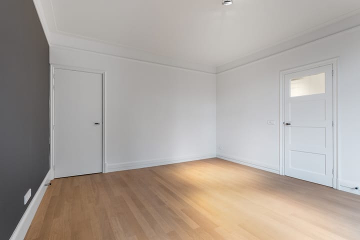 Photo 18 of Vijzelstraat 26-3