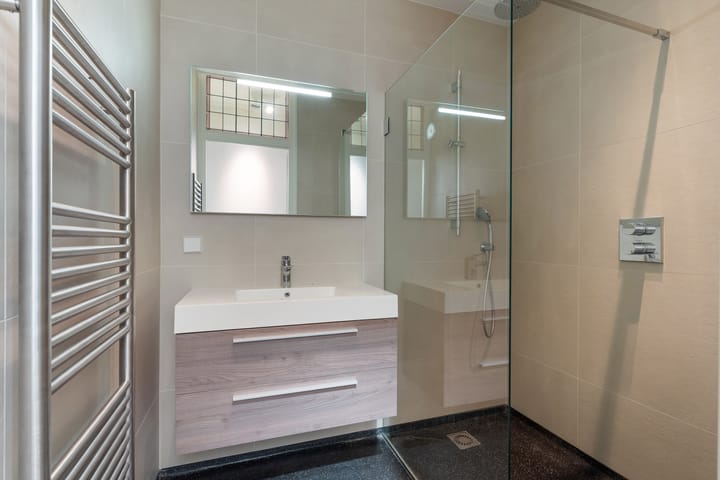 Photo 24 of Vijzelstraat 26-3