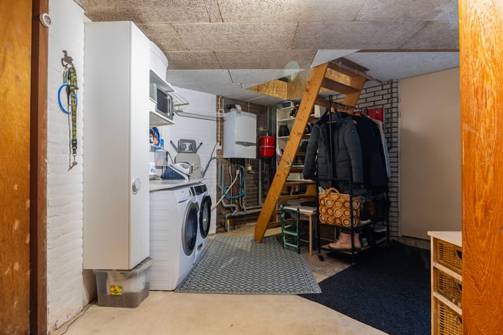 Photo 26 of Roordaburg 40