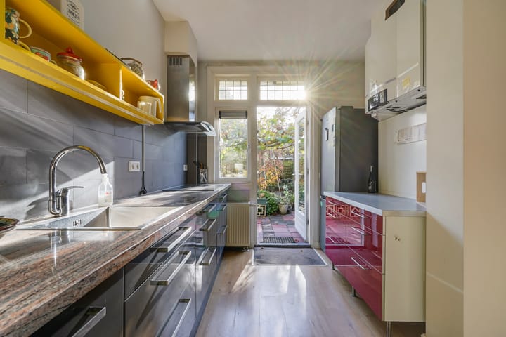 Foto 19 van Aronskelkweg 84