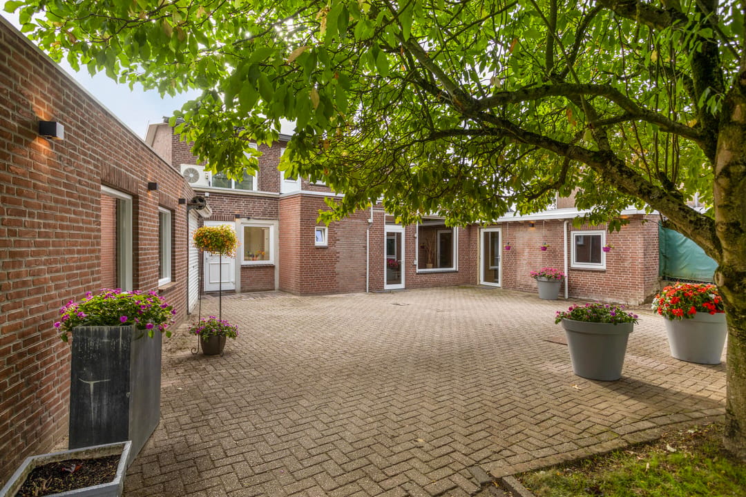 Photo 17 of Hoofdstraat 33