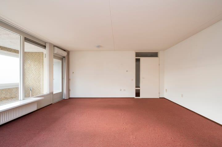 Foto 7 van Bernstein 76