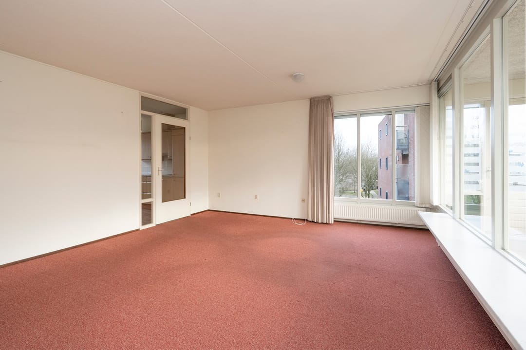 Foto 8 van Bernstein 76