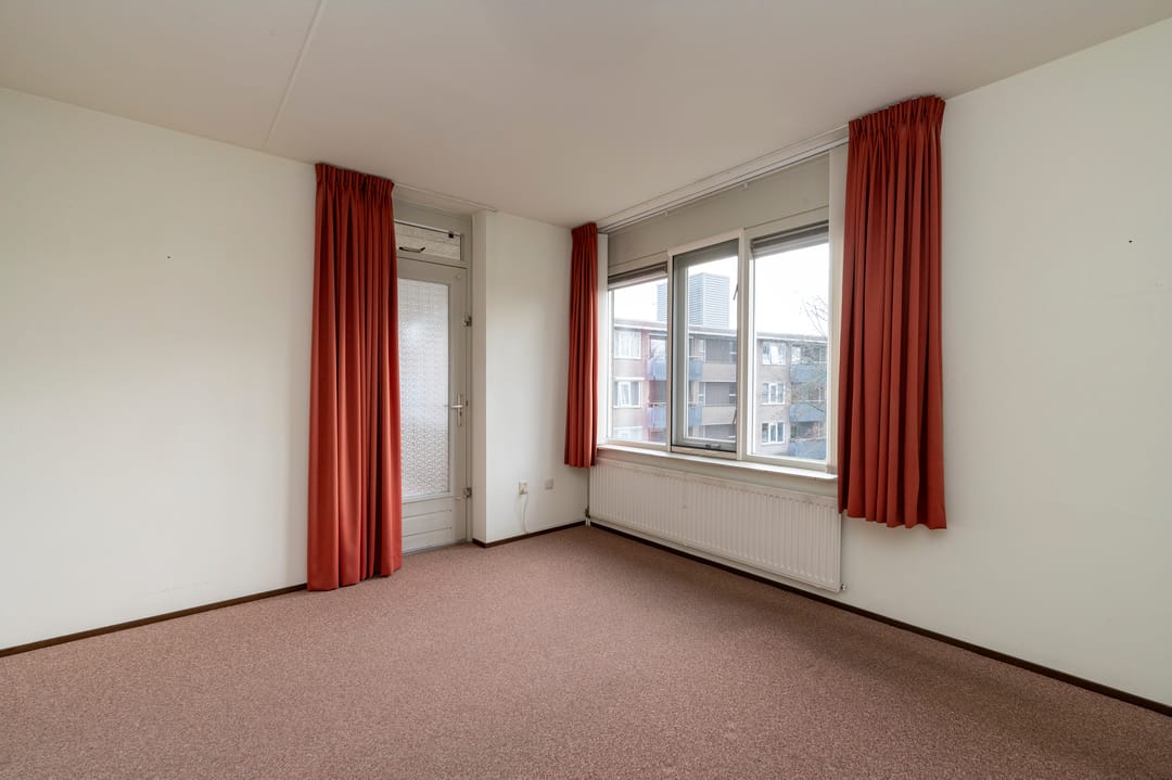 Foto 16 van Bernstein 76