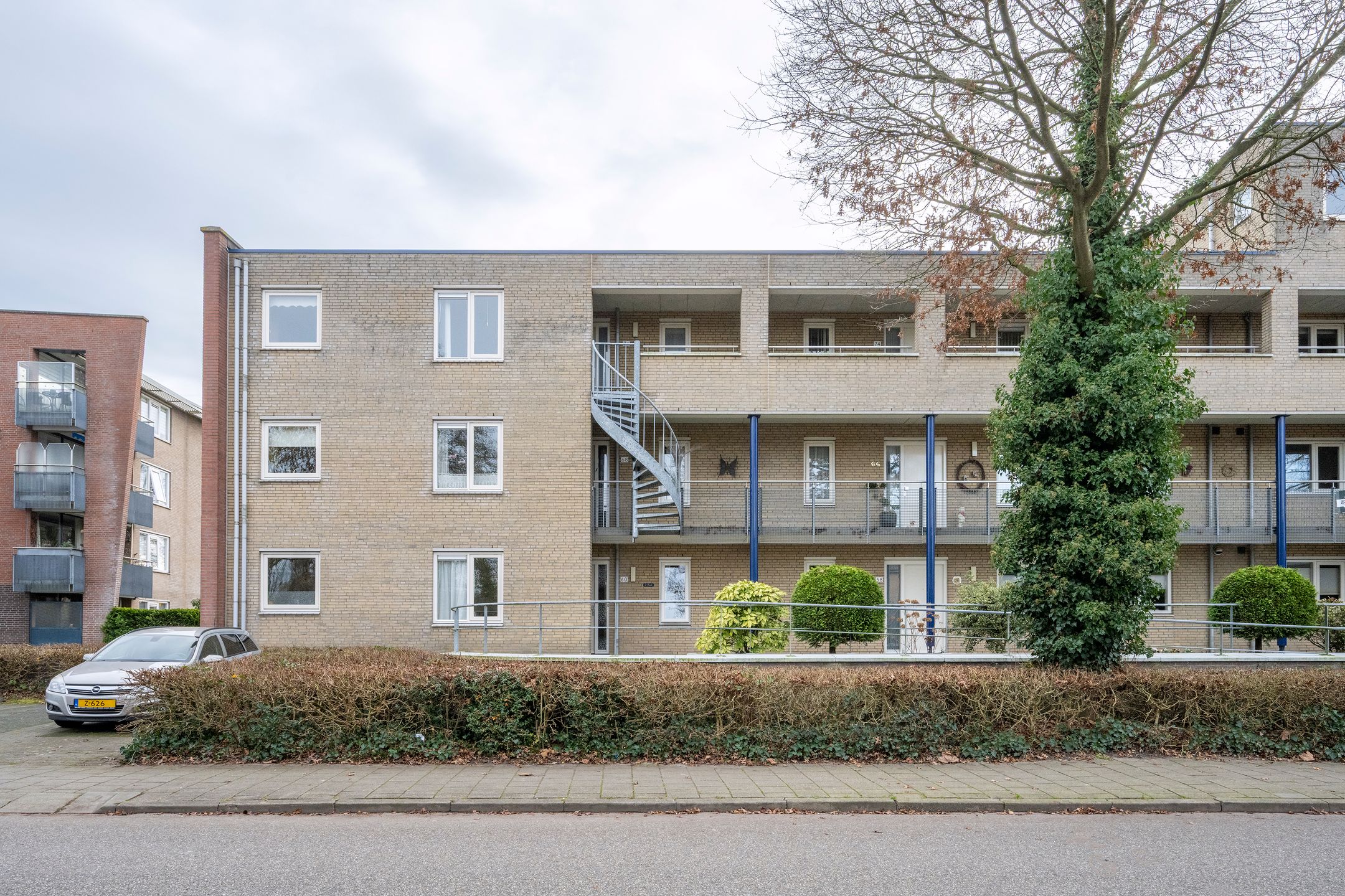 Foto 24 van Bernstein 76