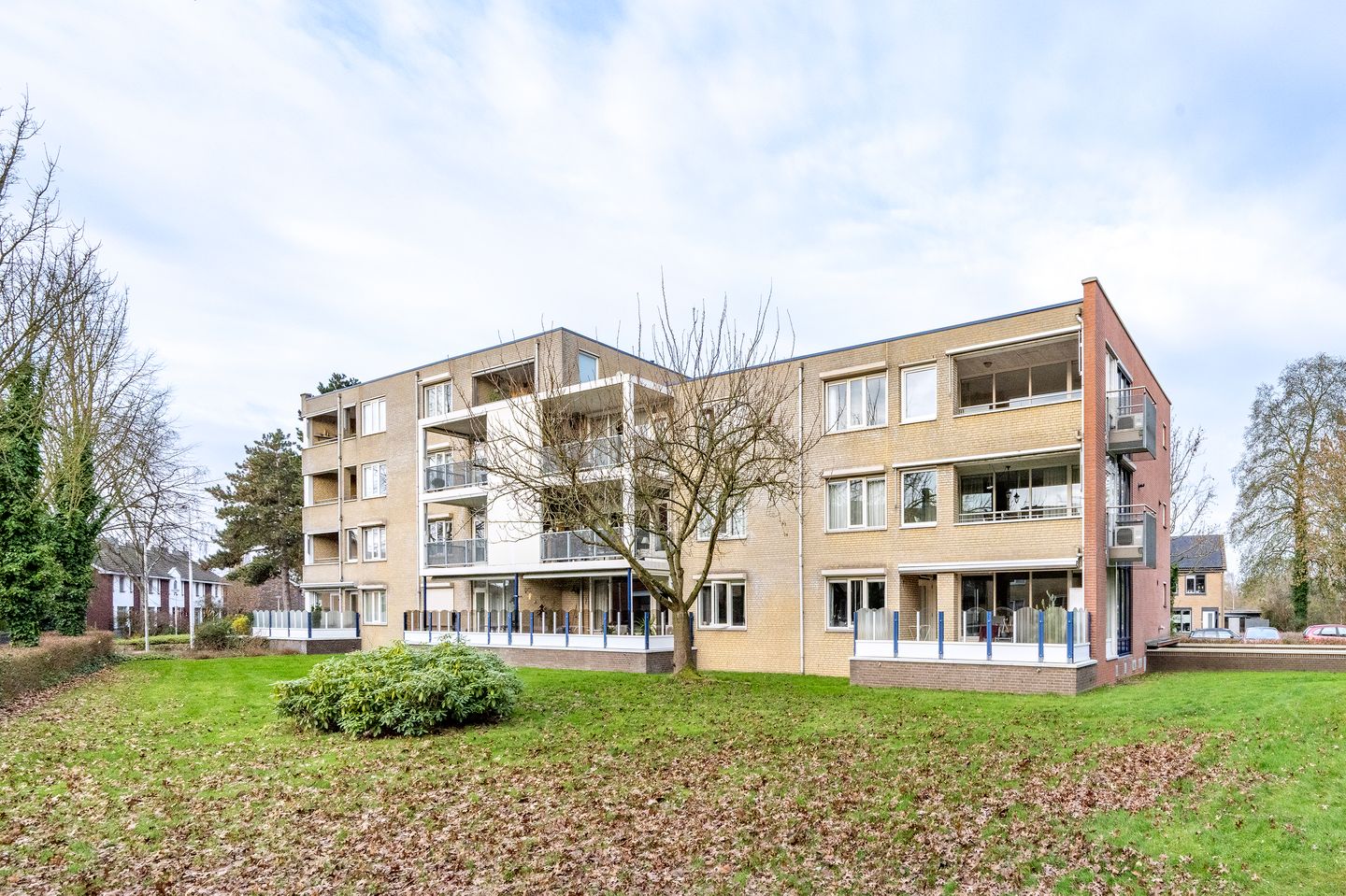 Foto 29 van Bernstein 76