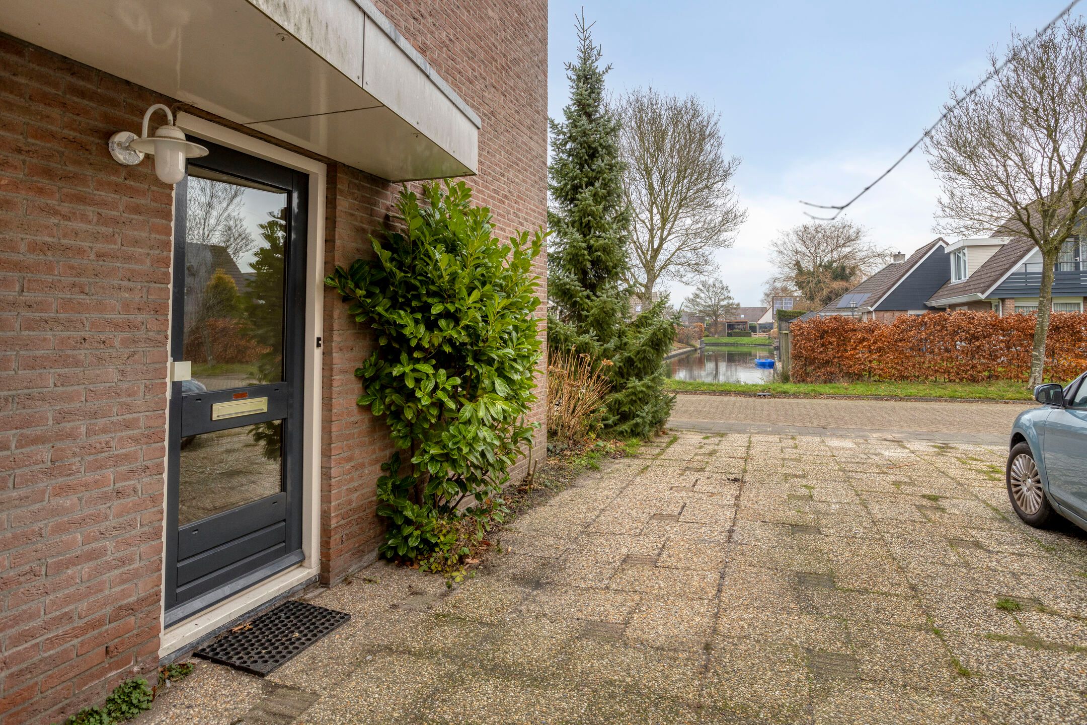 Foto 3 van Warring 21