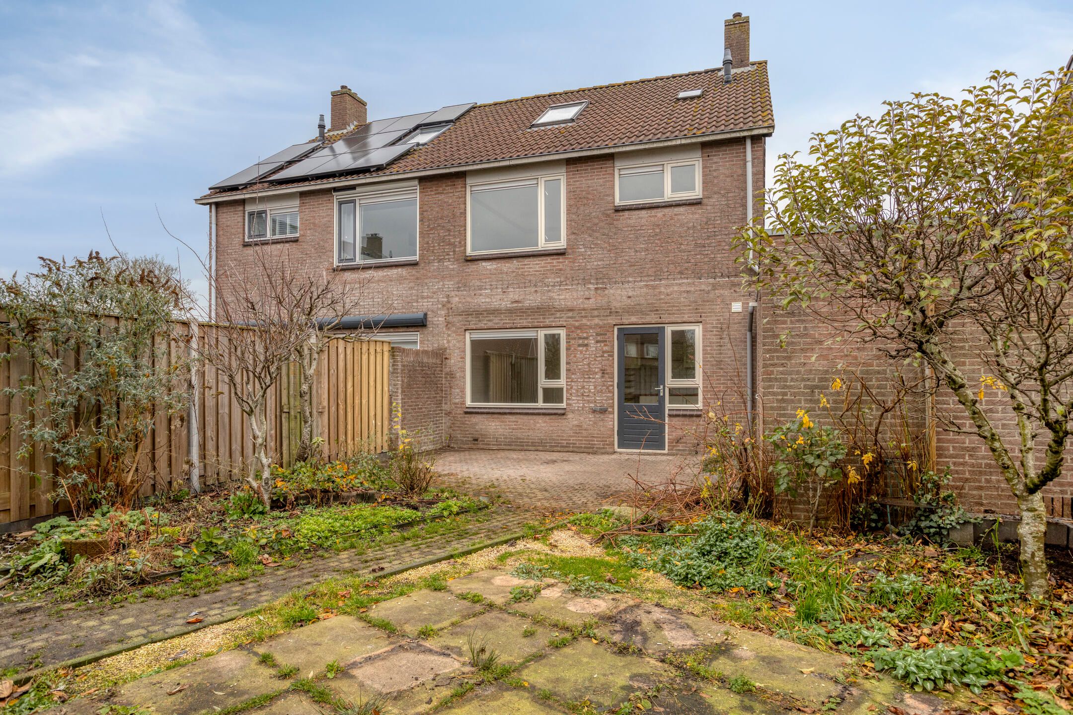 Foto 33 van Warring 21