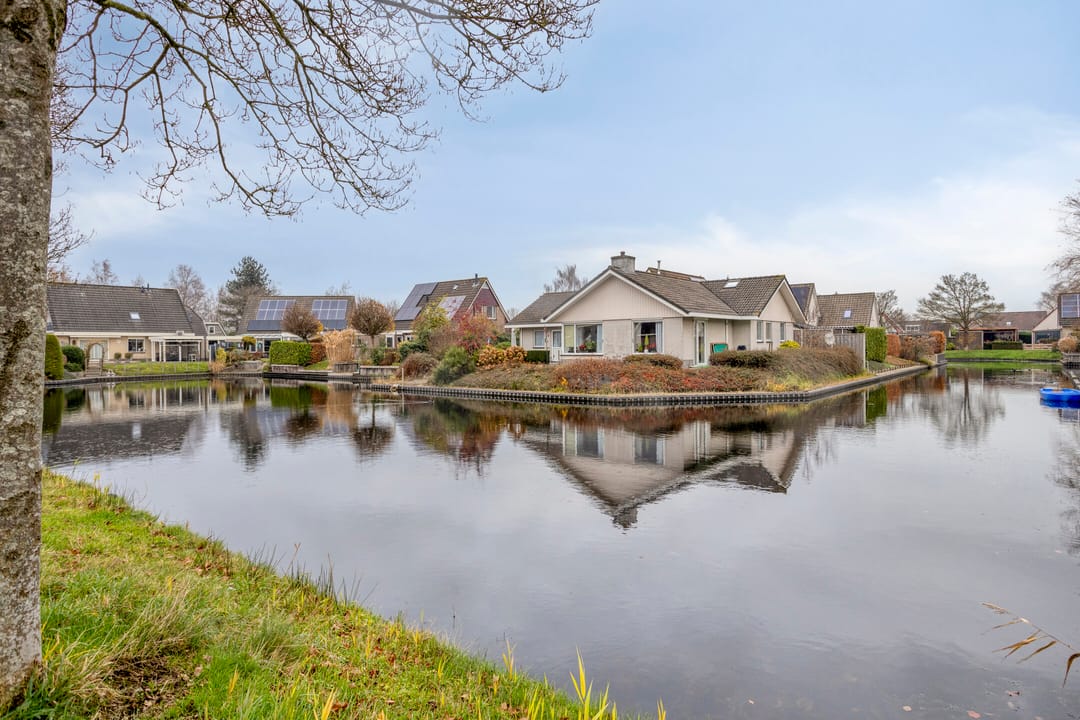 Foto 38 van Warring 21