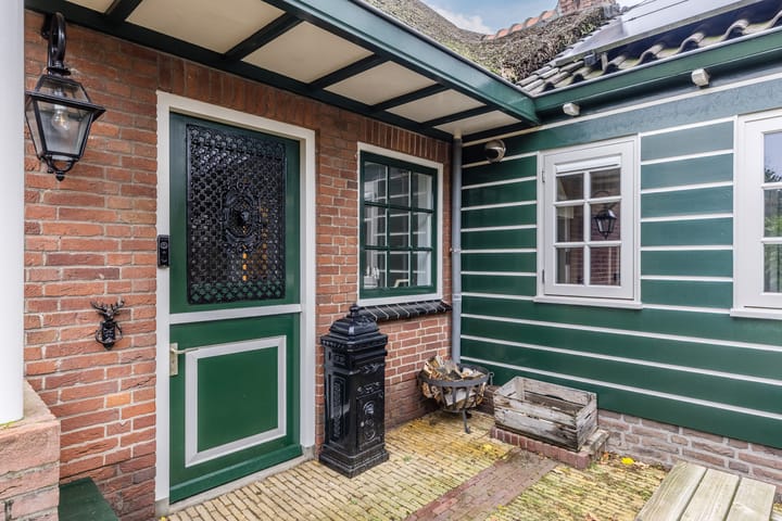 Foto 8 van Warmoezierslaan 32