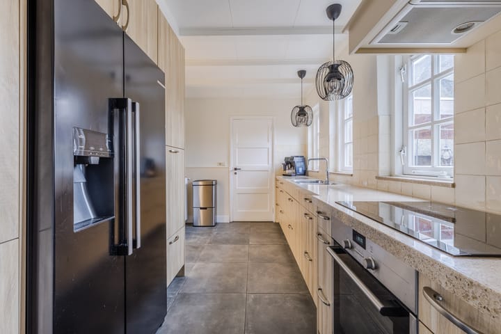 Foto 19 van Warmoezierslaan 32