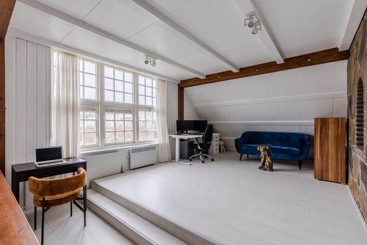 Foto 50 van Warmoezierslaan 32