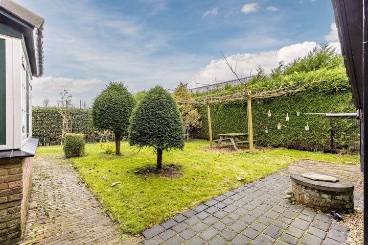 Foto 61 van Warmoezierslaan 32