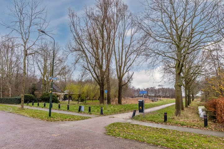 Foto 68 van Warmoezierslaan 32