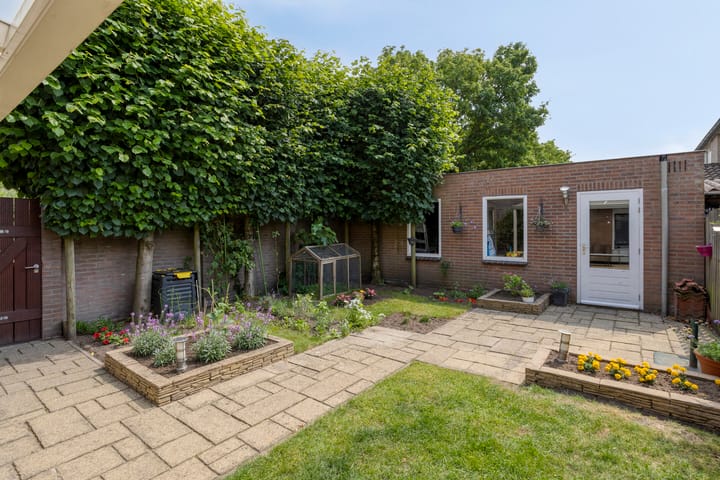 Foto 34 van Denekampstraat 10