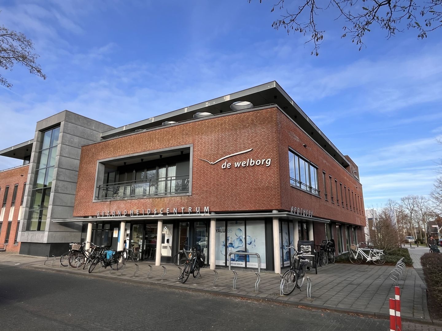 View photo 2 of De Welborg 9