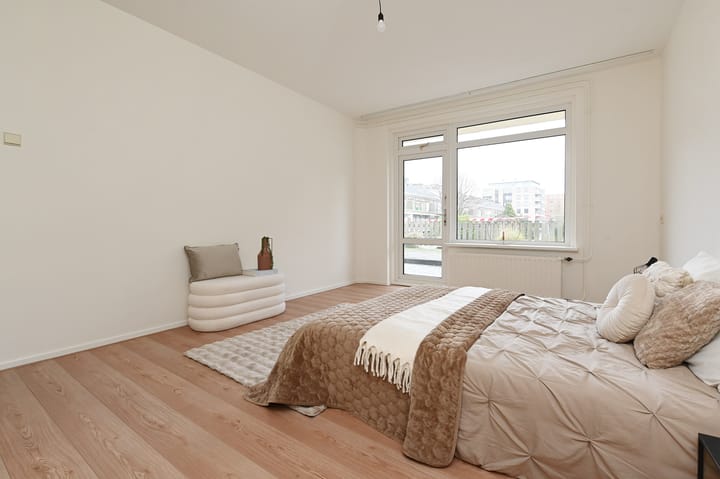 Photo 28 of Theresiastraat 79-A